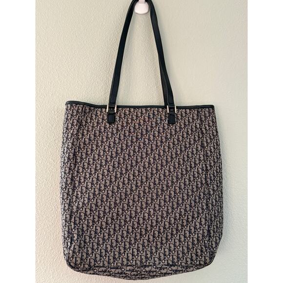 Authentic Christian Dior Tote Bag (with Certificate) - Picture 2 of 12